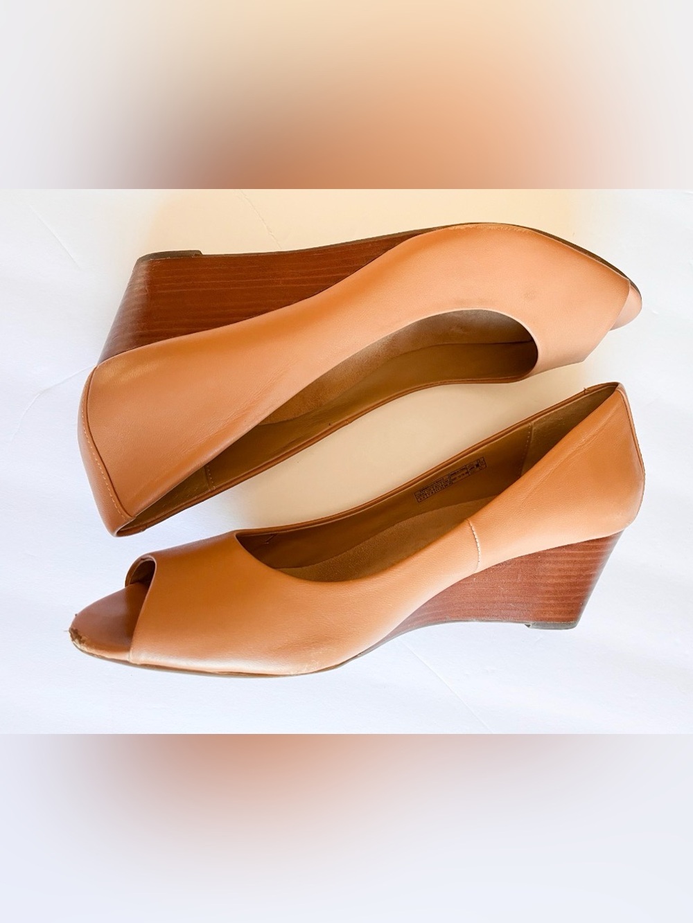 Vionic Women's Tan Peep-Toe Wedge Heels Size 9.5